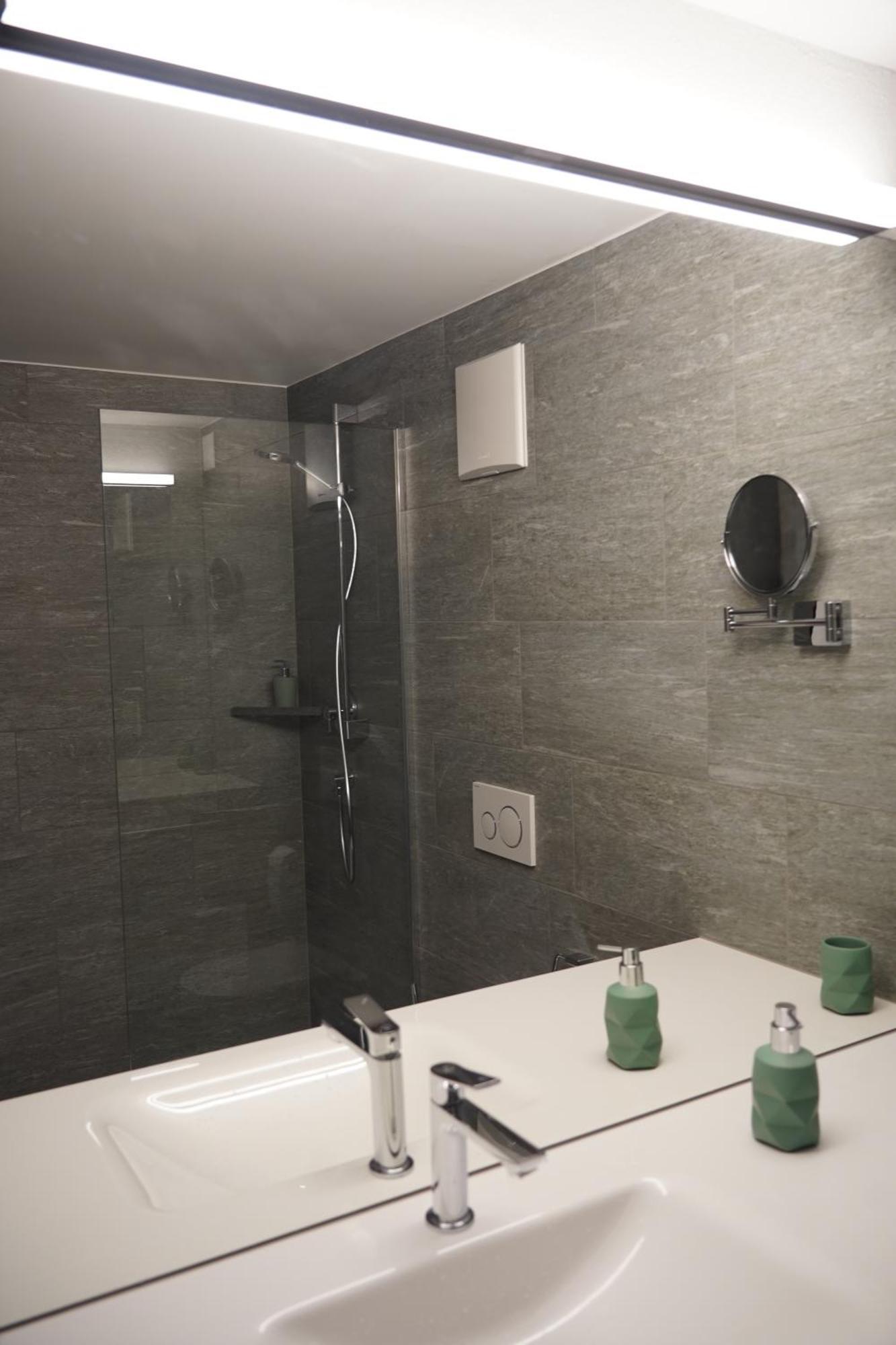 Appart Hotel Pitschonia Self Check-In Andeer Ngoại thất bức ảnh